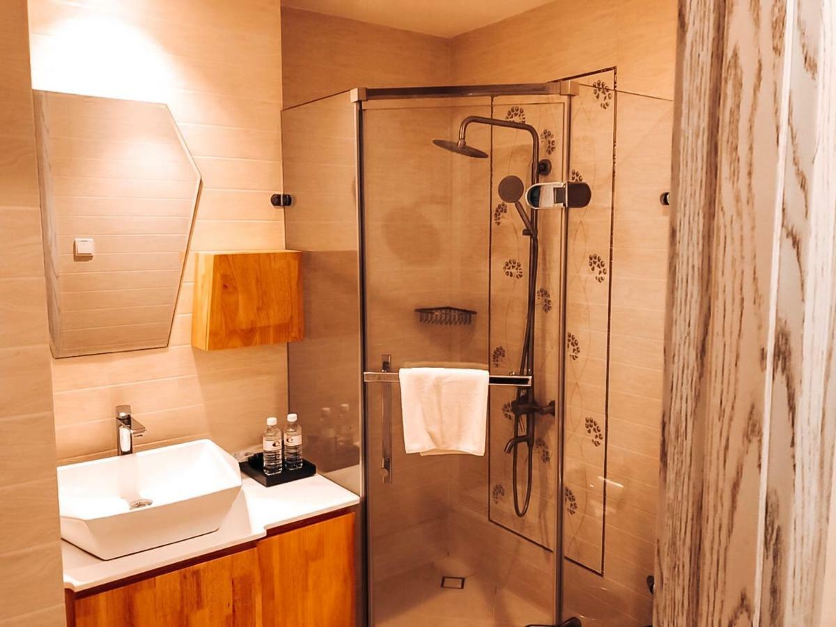 Tuong VI Hotel Saigon Ho Chi Minh-staden Exteriör bild